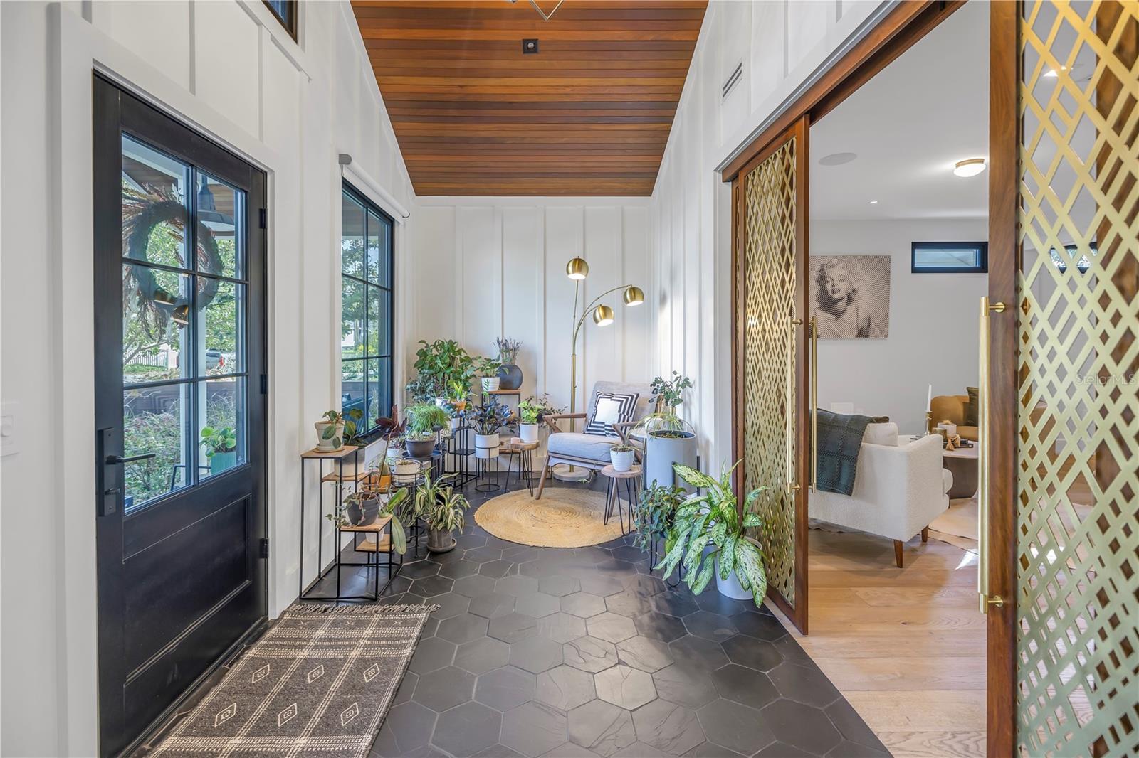 CRESENT LAKE TERRACE - Residential