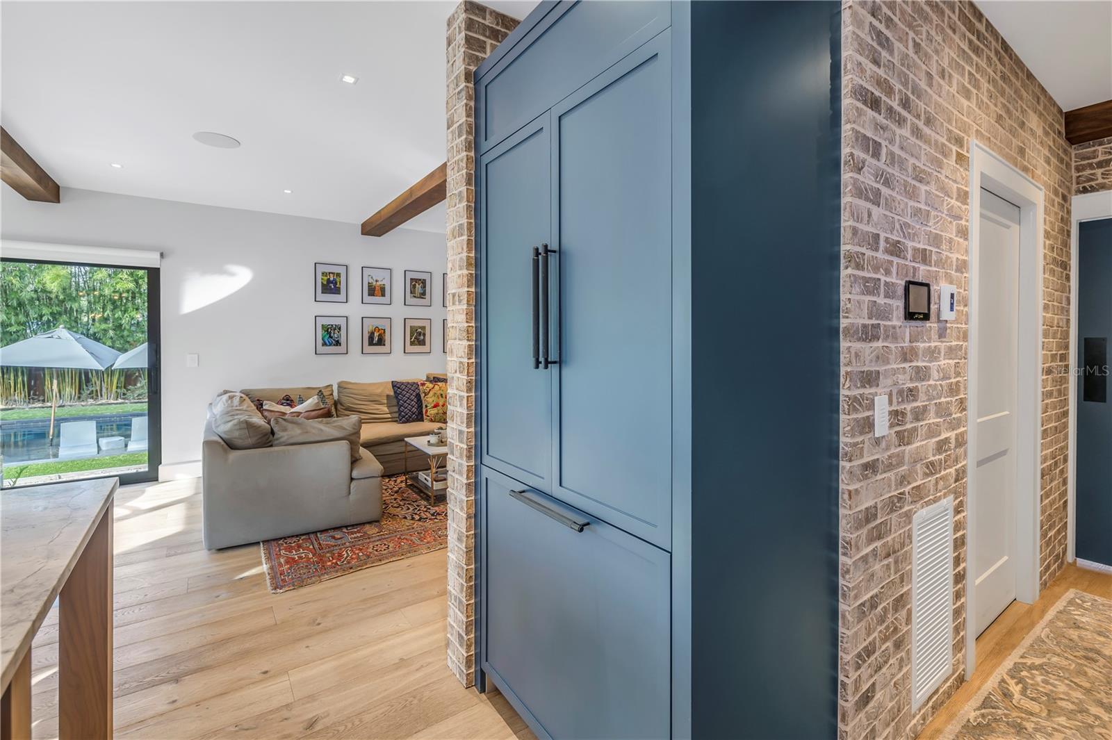 CRESENT LAKE TERRACE - Residential