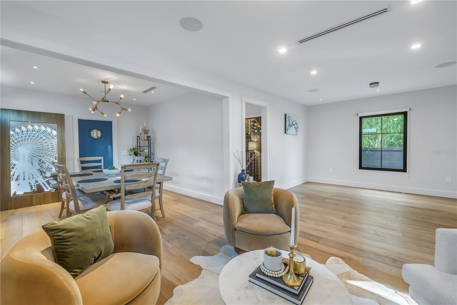 CRESENT LAKE TERRACE - Residential