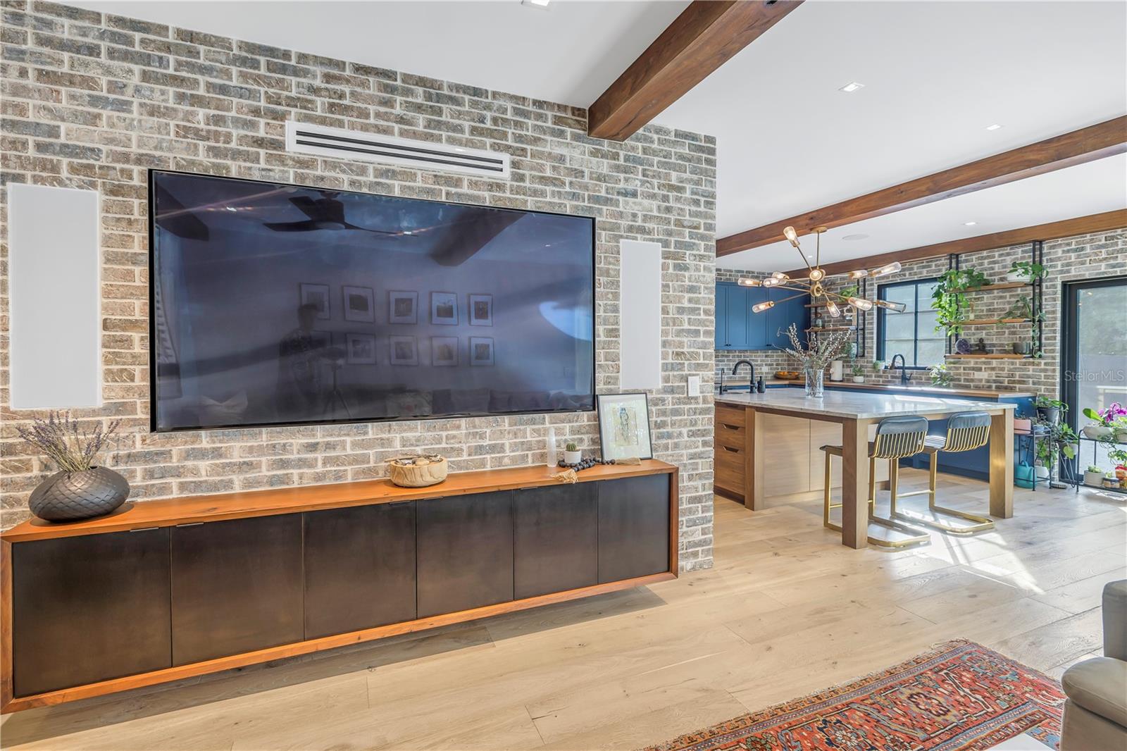 CRESENT LAKE TERRACE - Residential