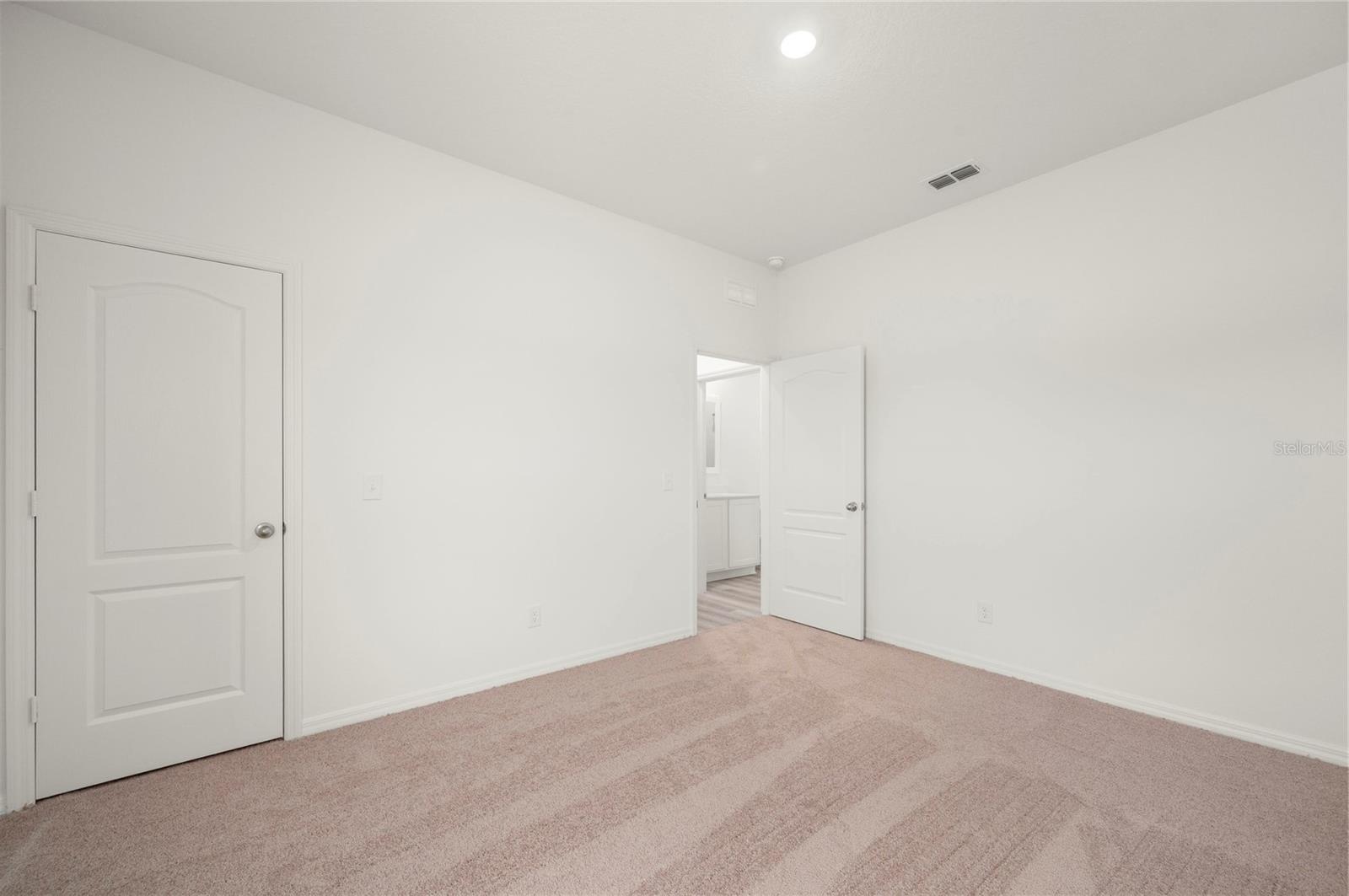 GUM LAKE PRESERVE - Residential