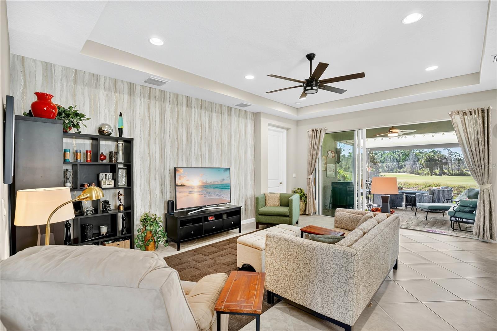 VICTORIA HILLS PH 6 - Residential