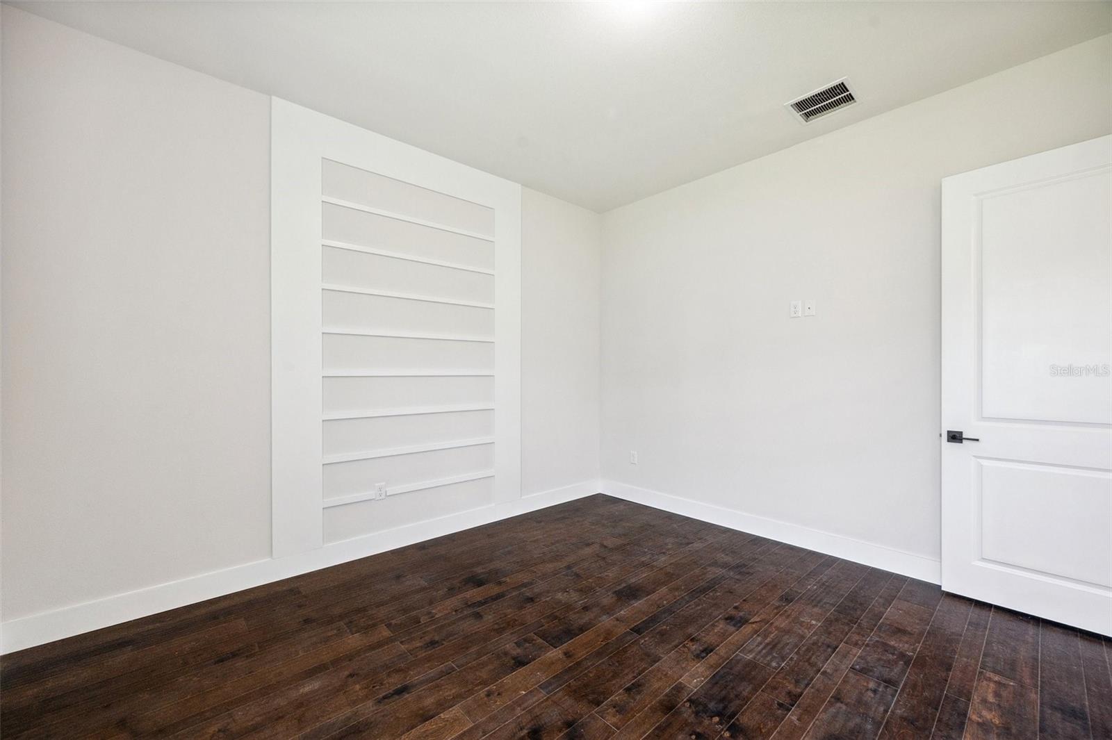 AQUA LAGOON - Residential