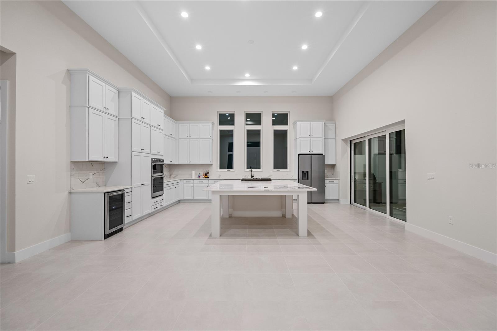 AQUA LAGOON - Residential