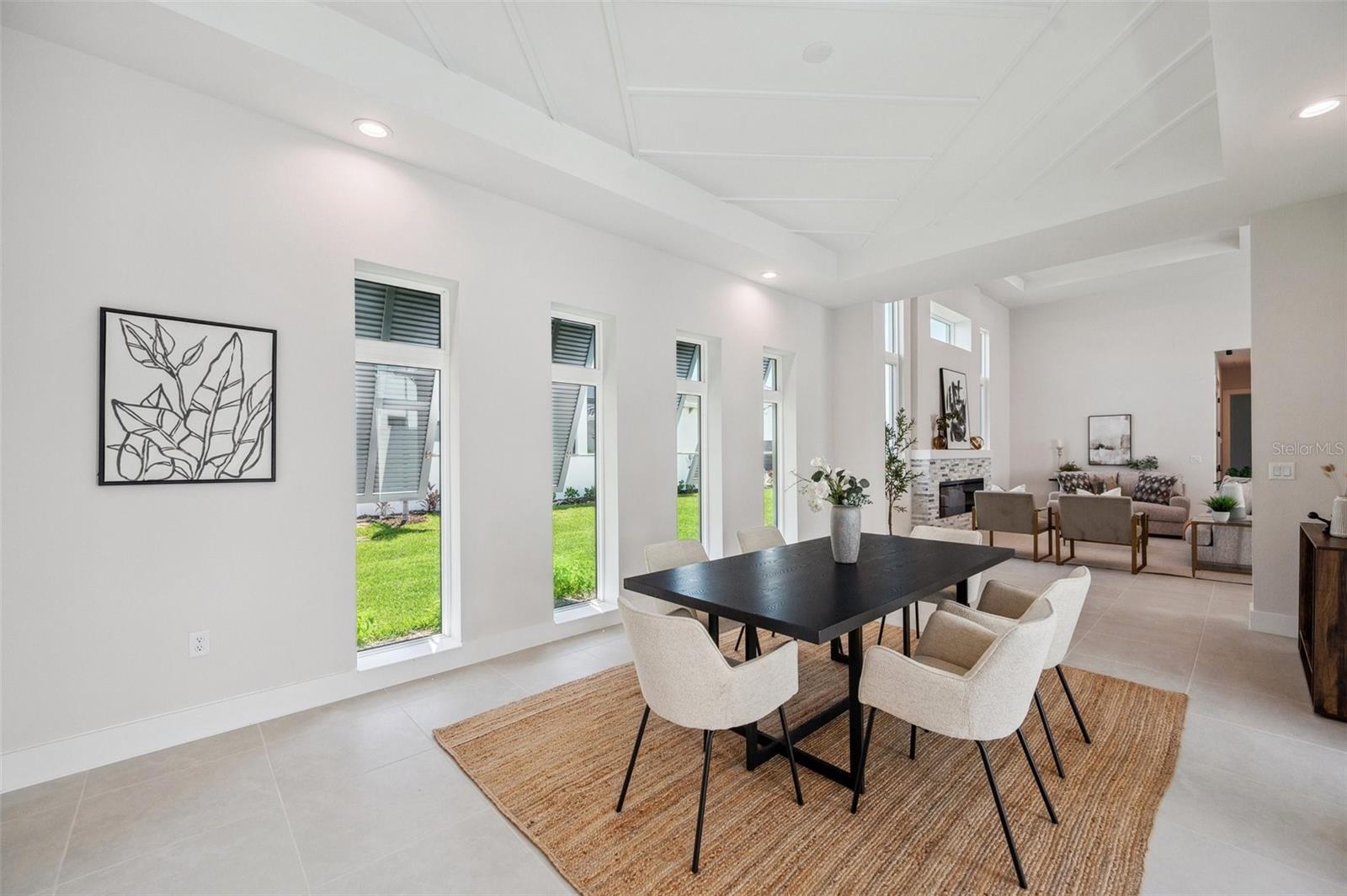 AQUA LAGOON - Residential