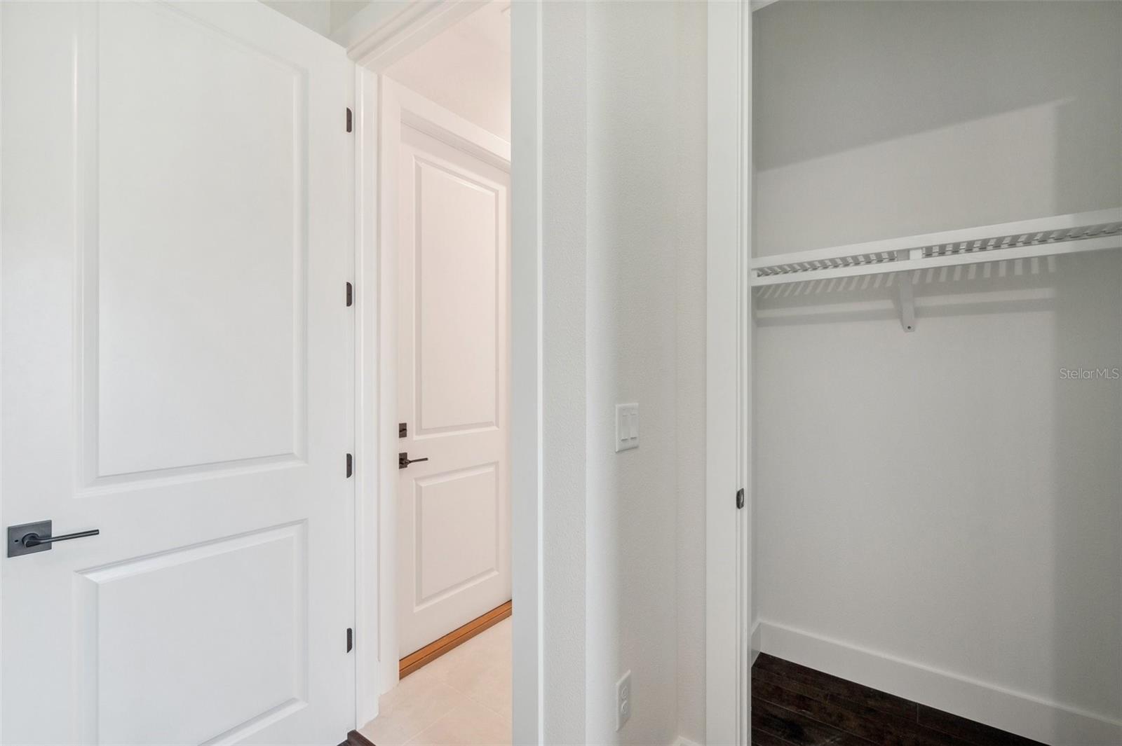 AQUA LAGOON - Residential