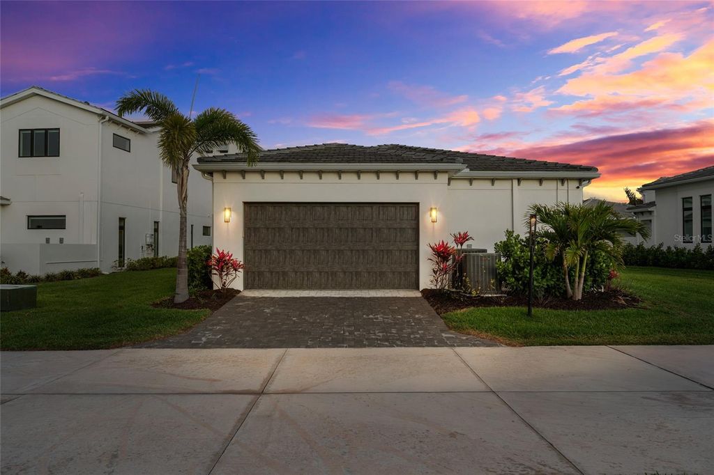 Photo of 5932 Red Mangrove Lane, Bradenton, FL 34210 (MLS # R4910989)