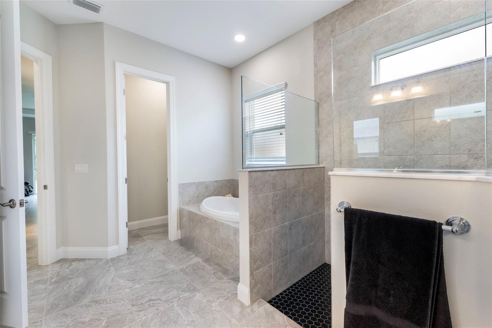 LAKE VIEW SUB - Residential