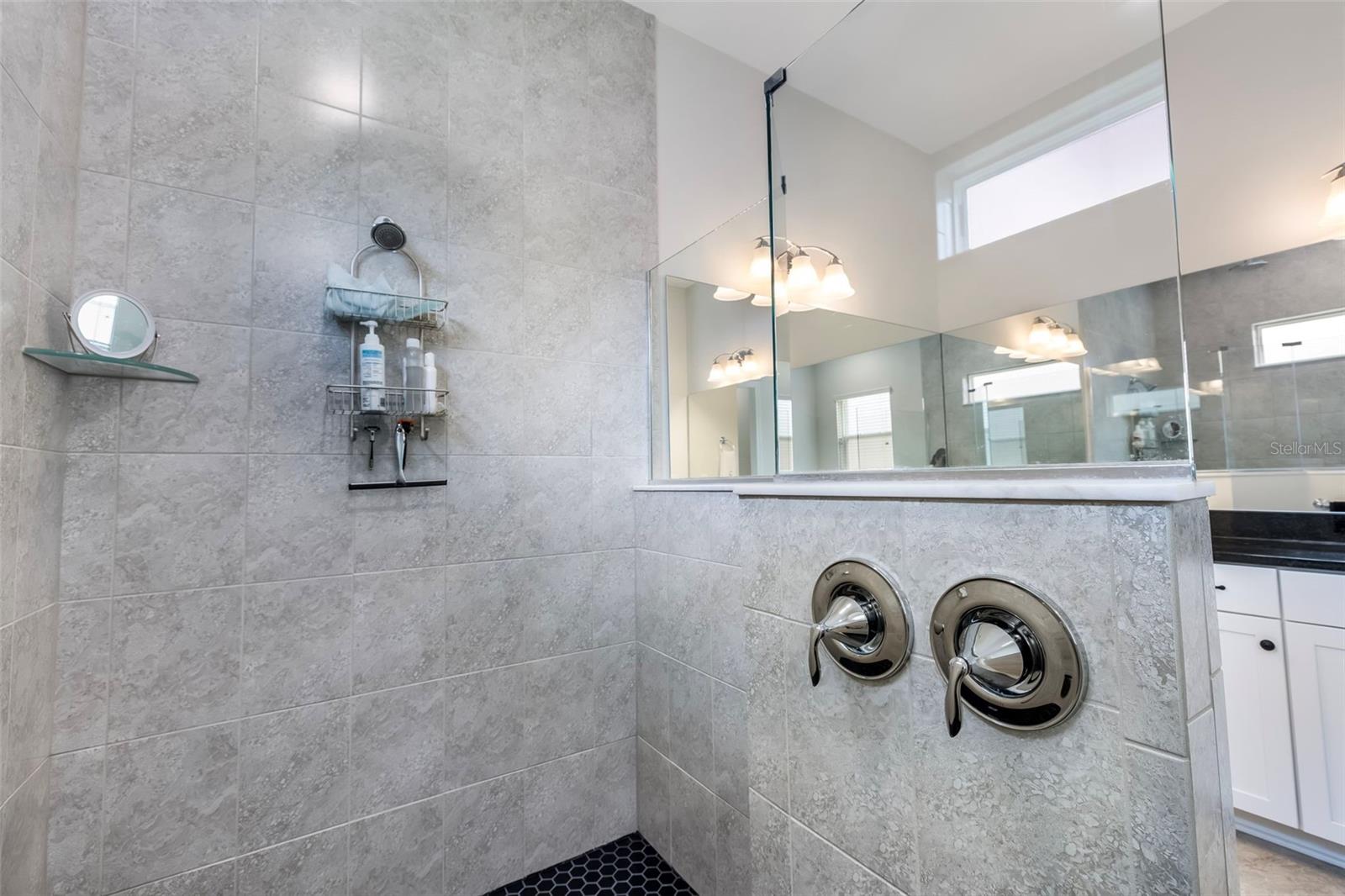 LAKE VIEW SUB - Residential