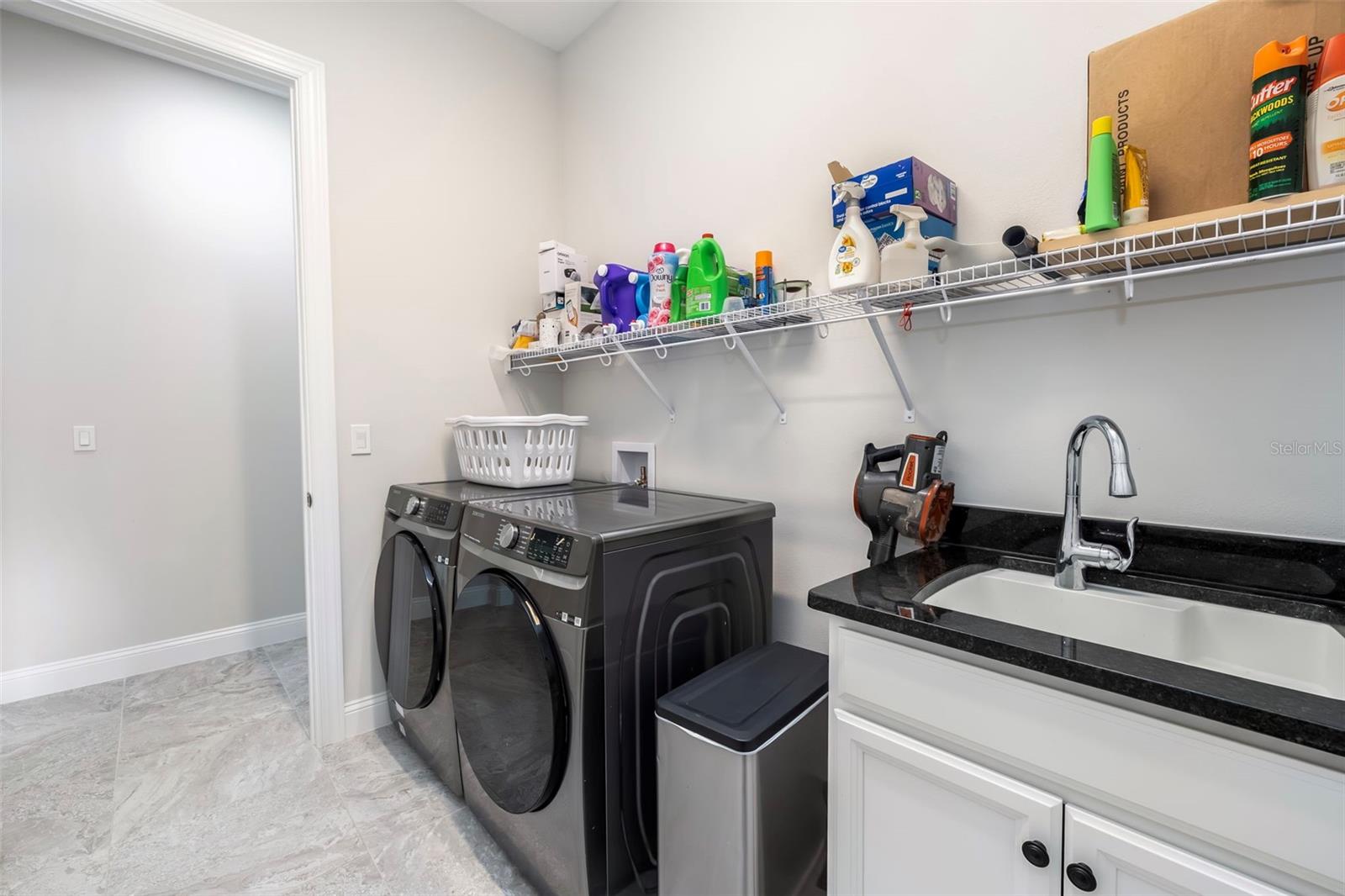 LAKE VIEW SUB - Residential