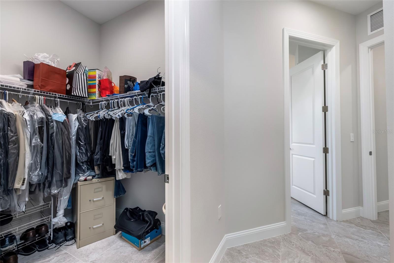 LAKE VIEW SUB - Residential