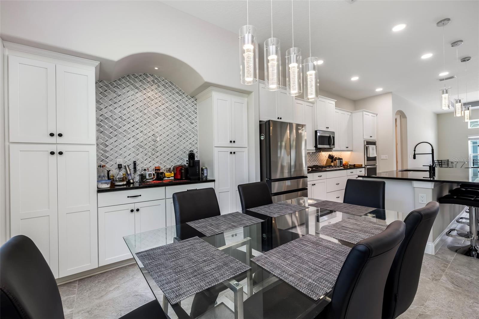 LAKE VIEW SUB - Residential