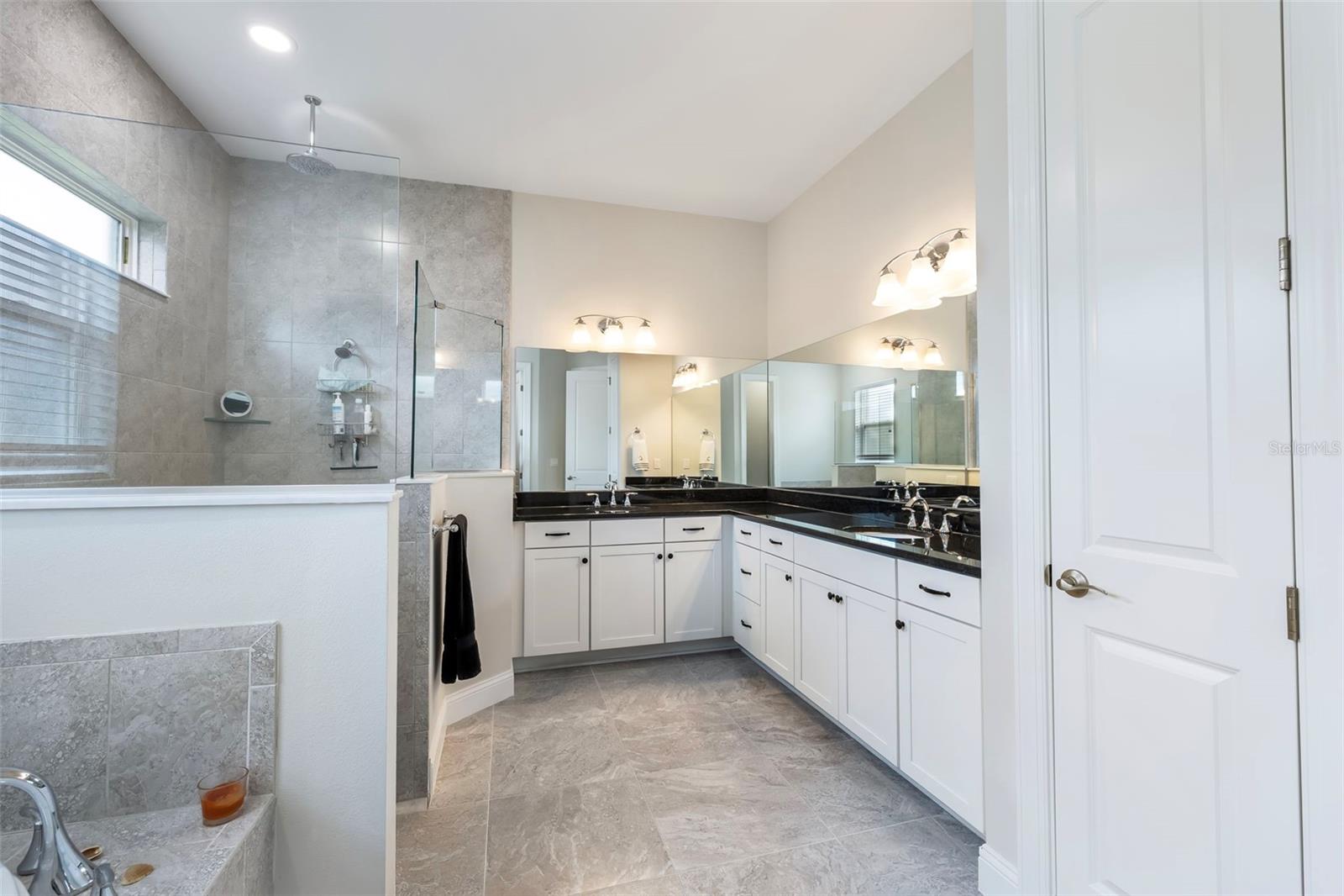 LAKE VIEW SUB - Residential