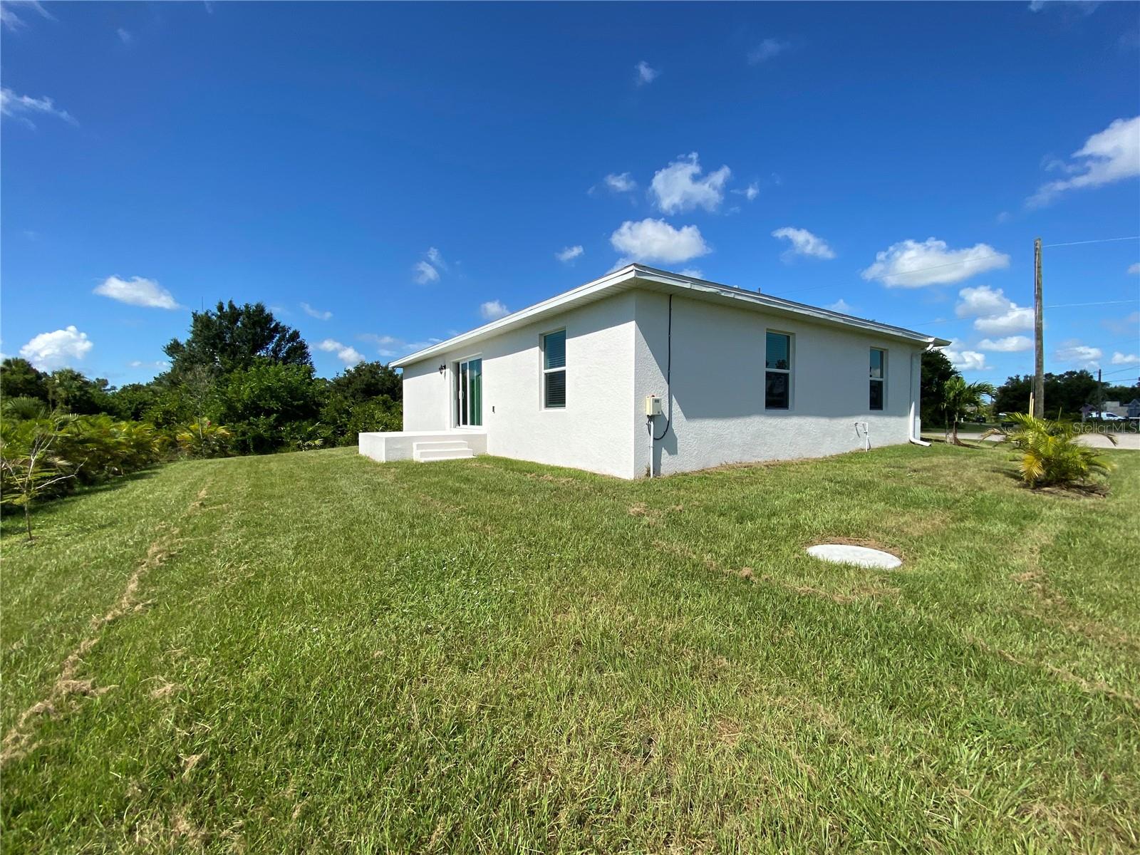 ROTONDA LAKES - Residential Lease