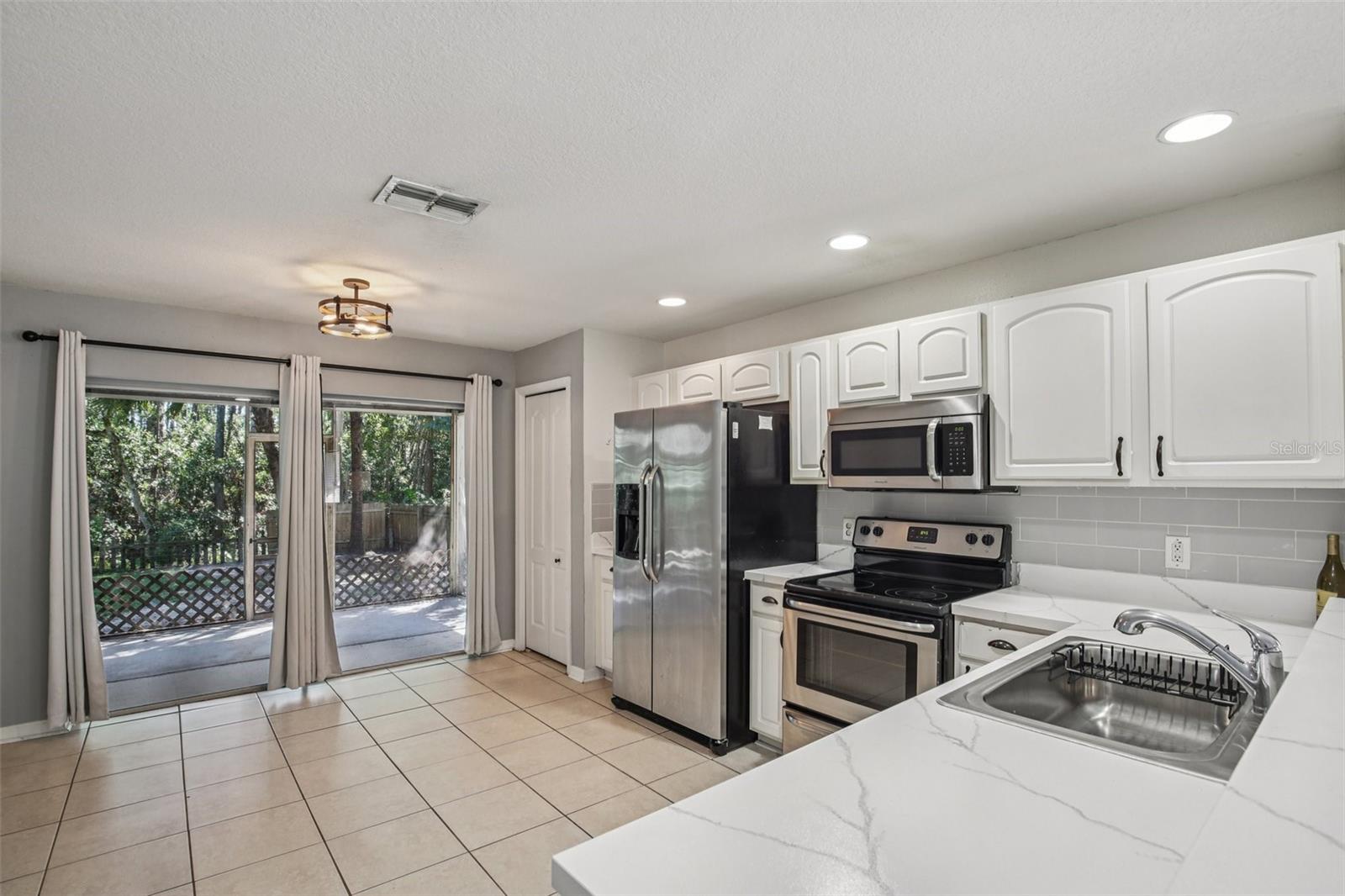 WILDERNESS LAKE PRESERVE PH 1 - Residential Lease