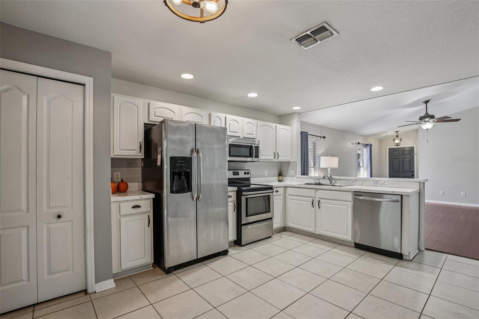 WILDERNESS LAKE PRESERVE PH 1 - Residential Lease