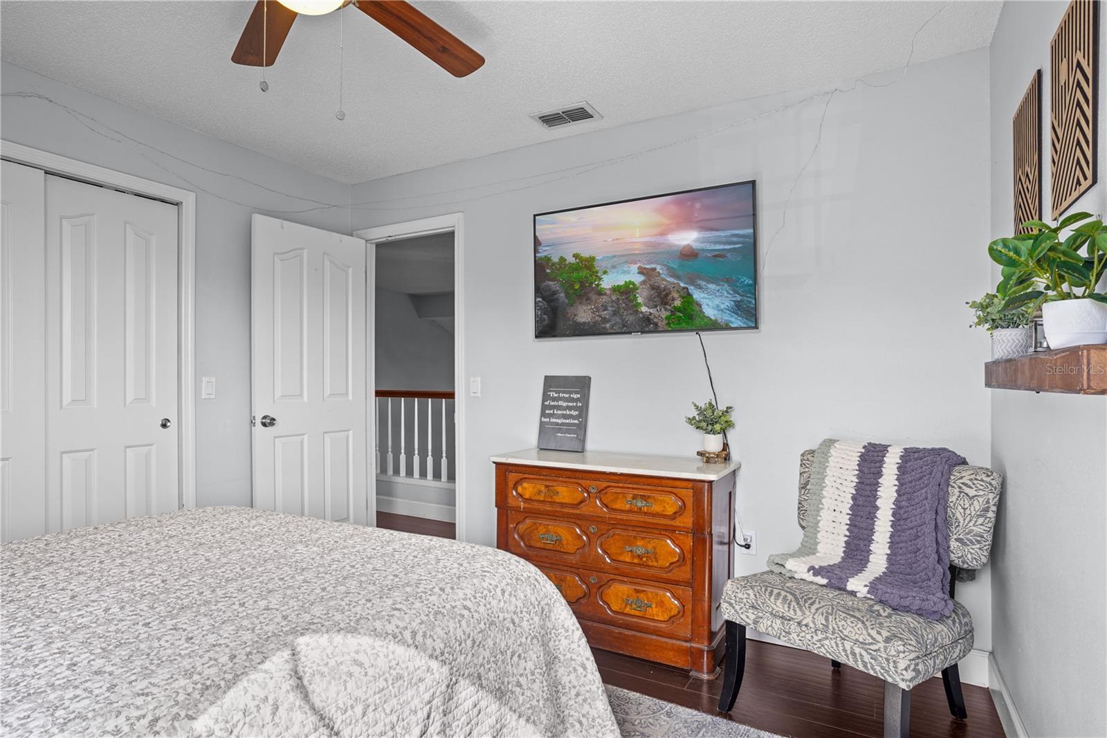 PEMBROOKE - Residential