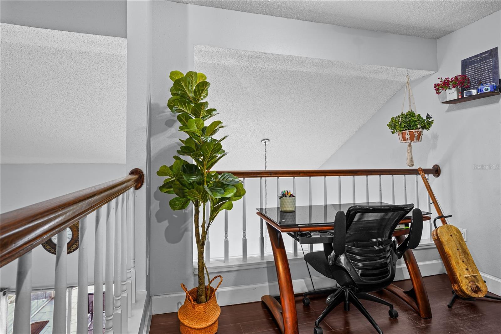 PEMBROOKE - Residential