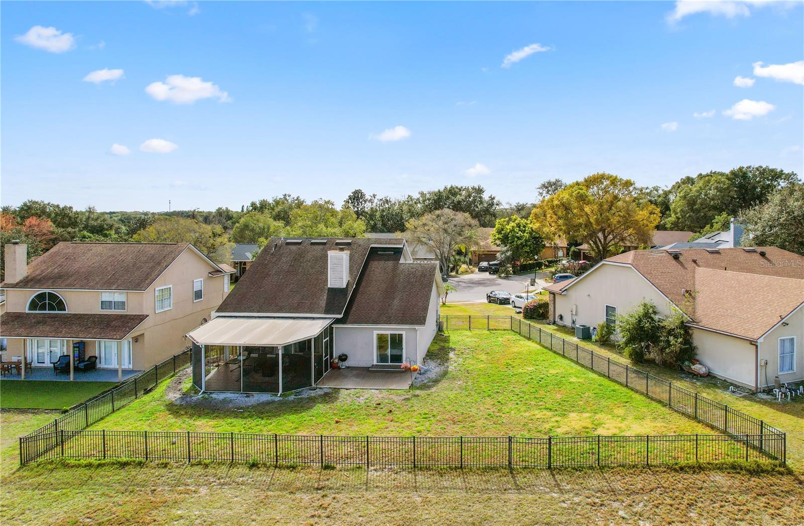 PEMBROOKE - Residential