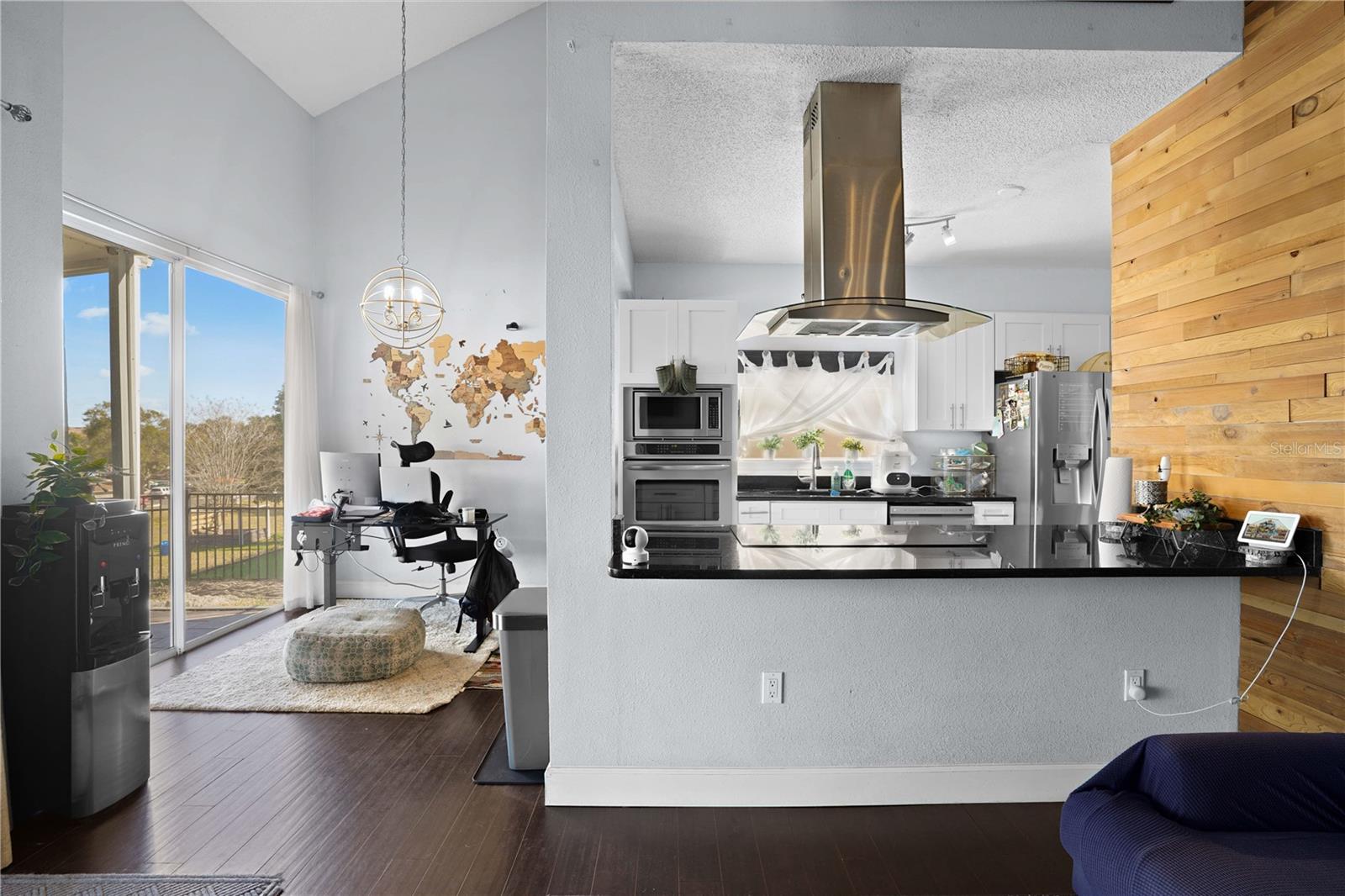 PEMBROOKE - Residential