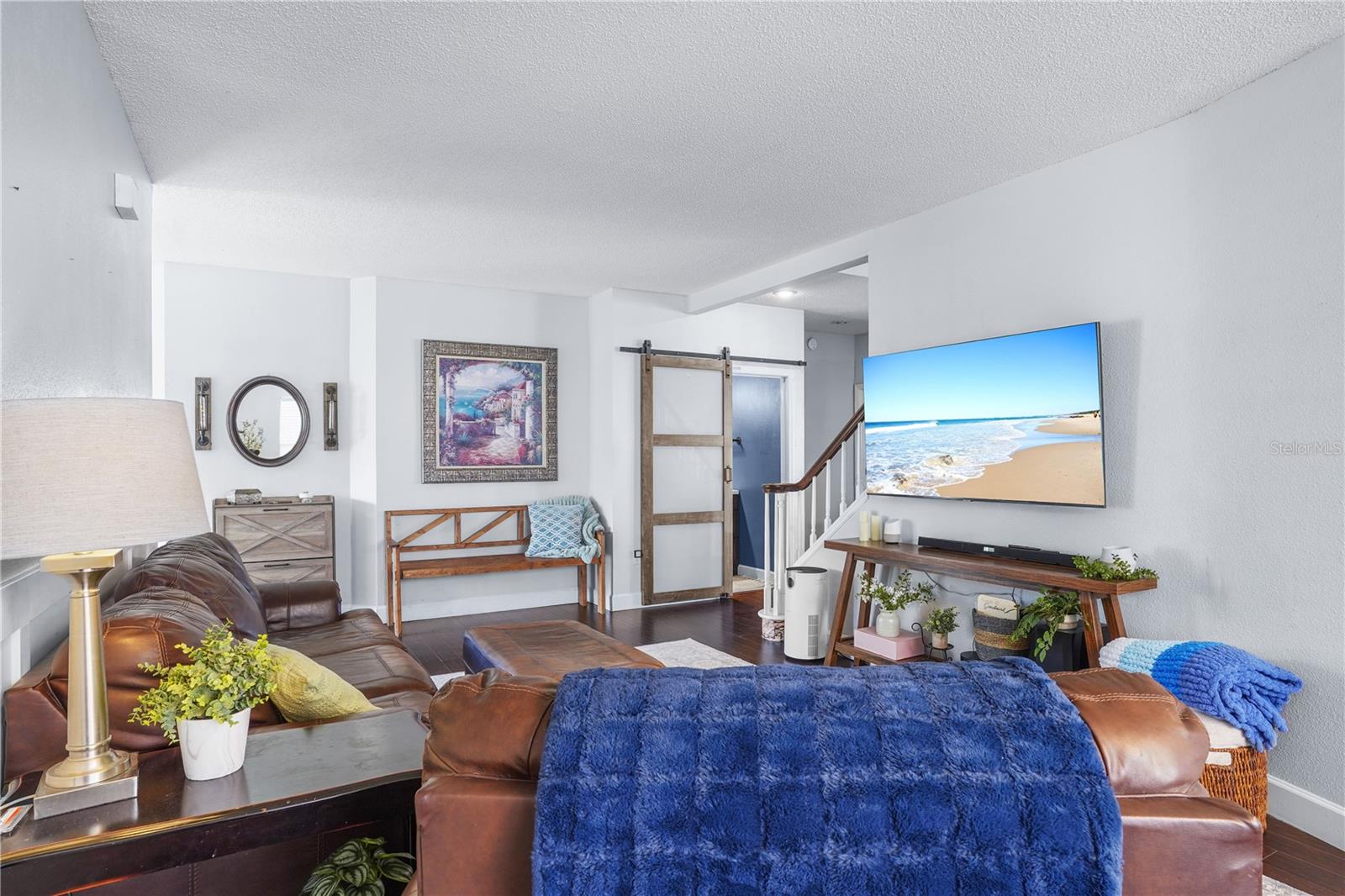 PEMBROOKE - Residential