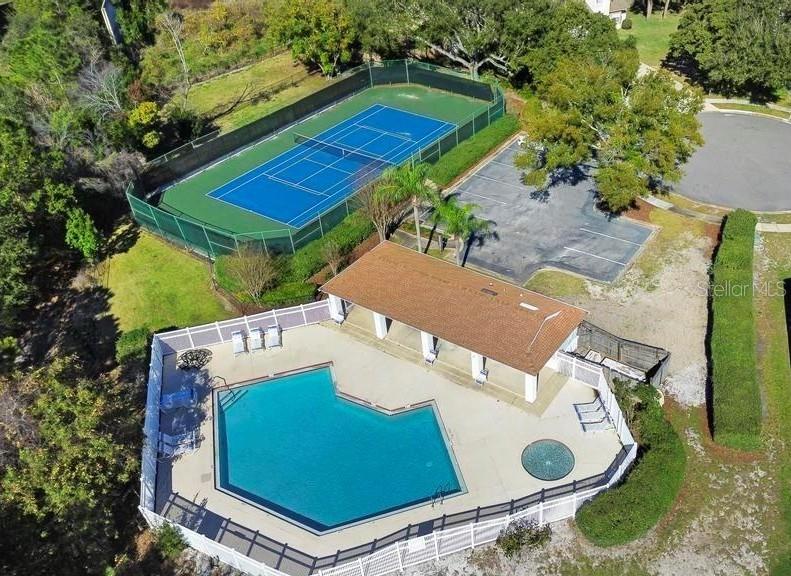 PEMBROOKE - Residential