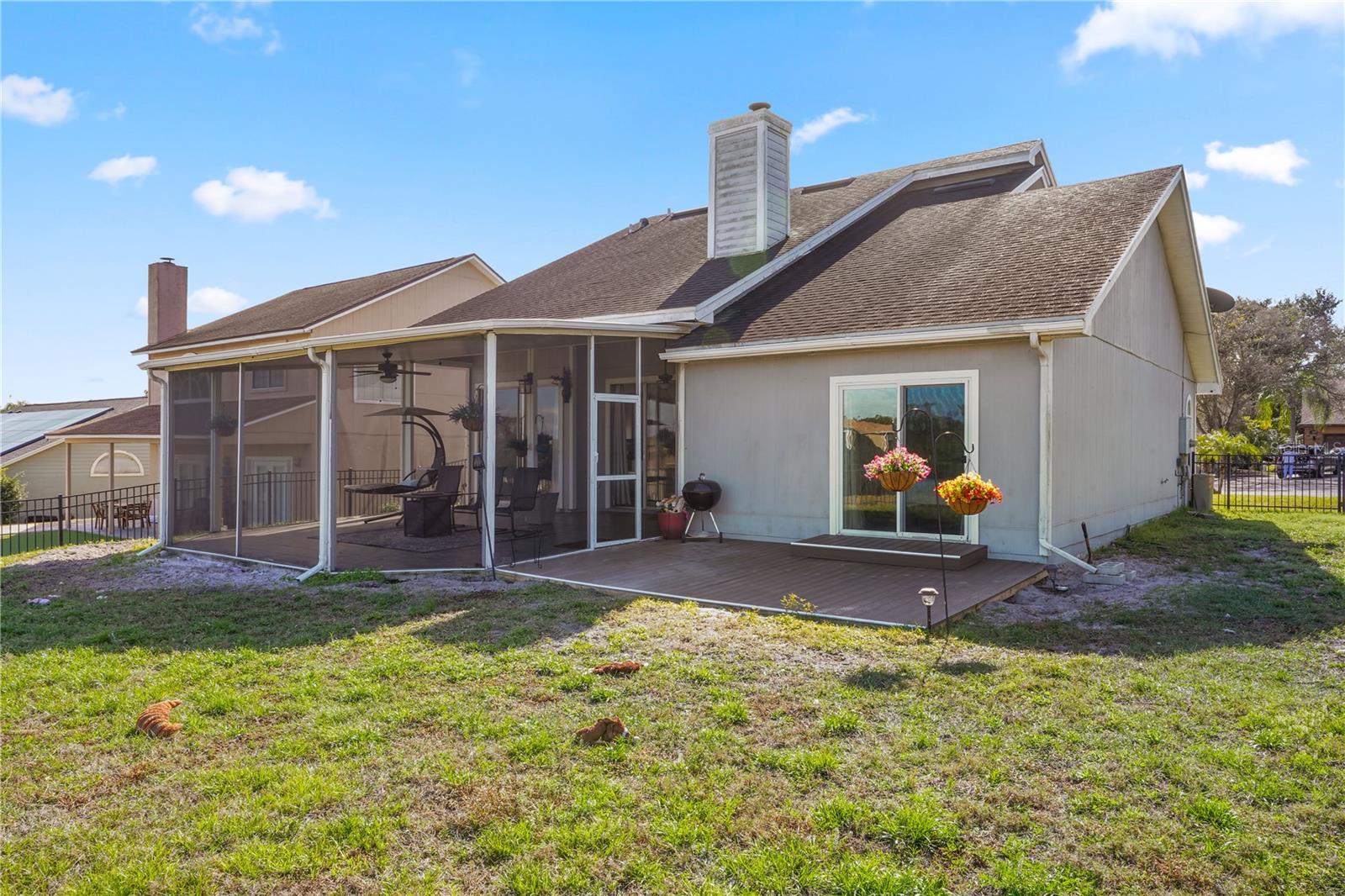 PEMBROOKE - Residential