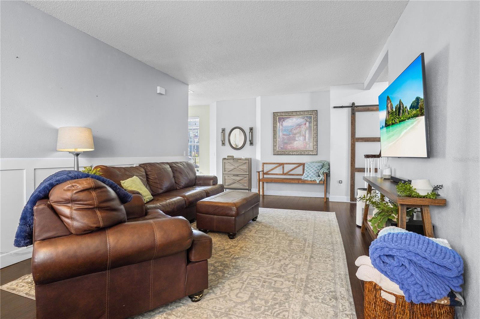 PEMBROOKE - Residential