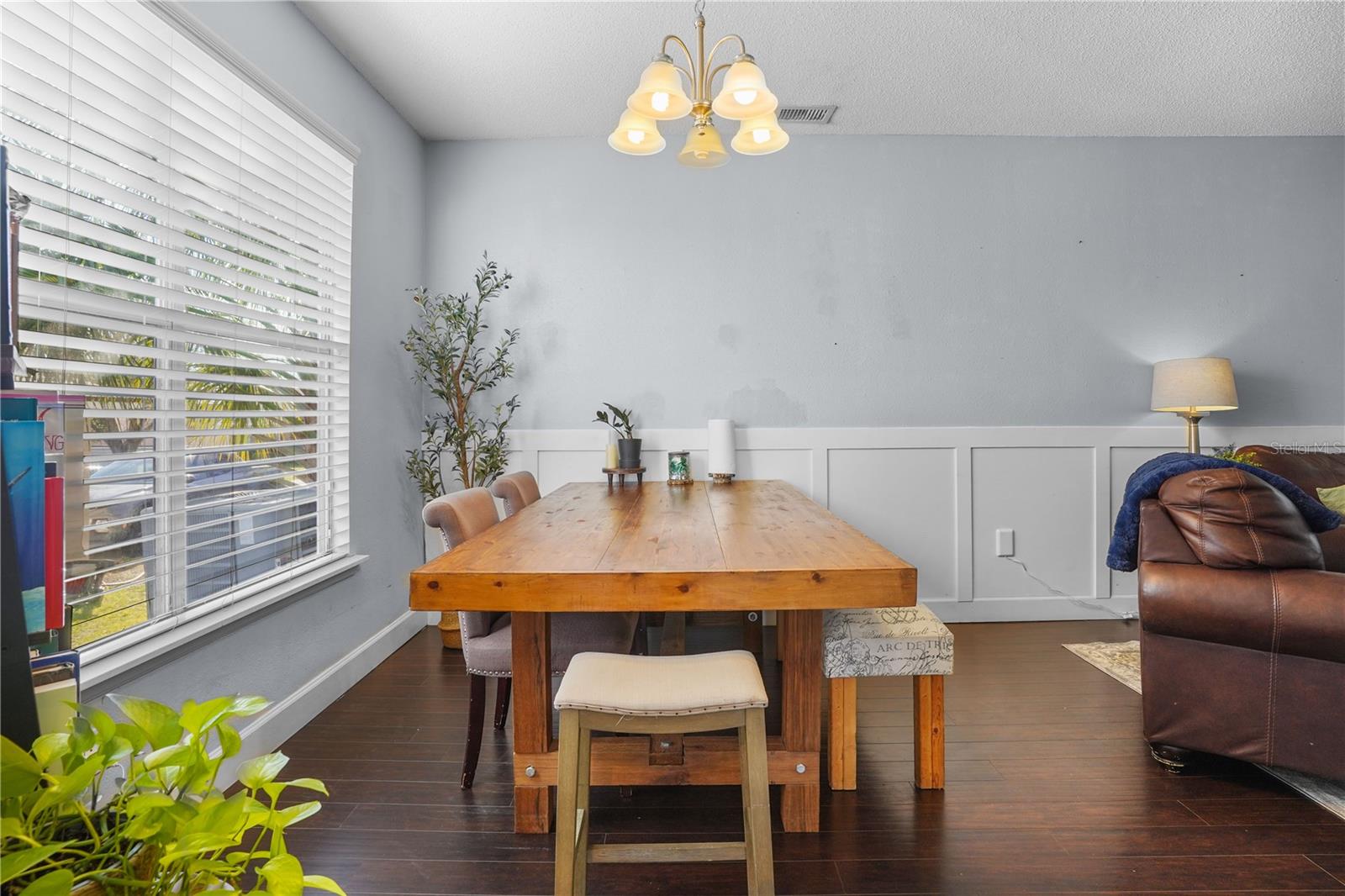 PEMBROOKE - Residential