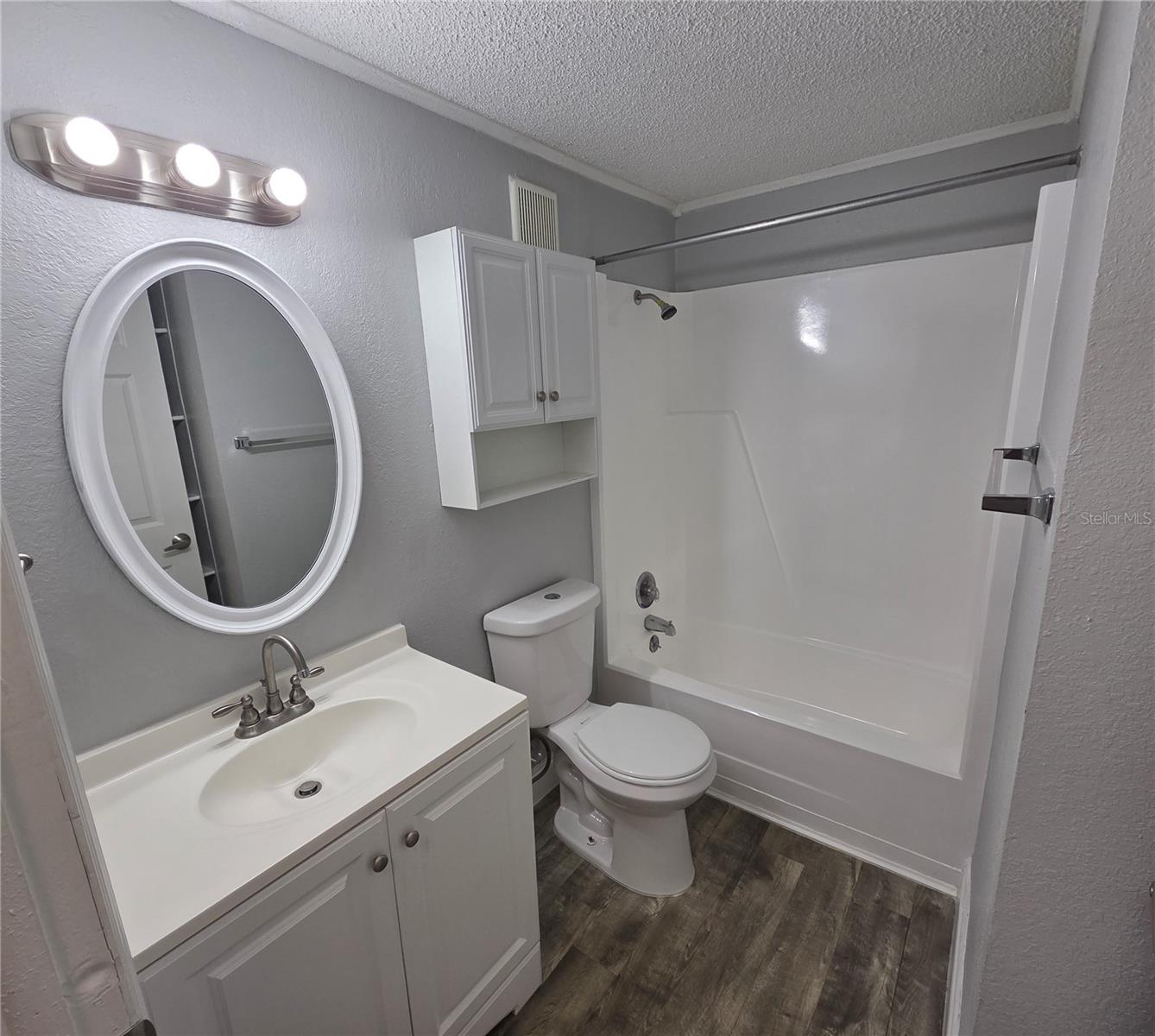 UNPLATTED - Residential Lease