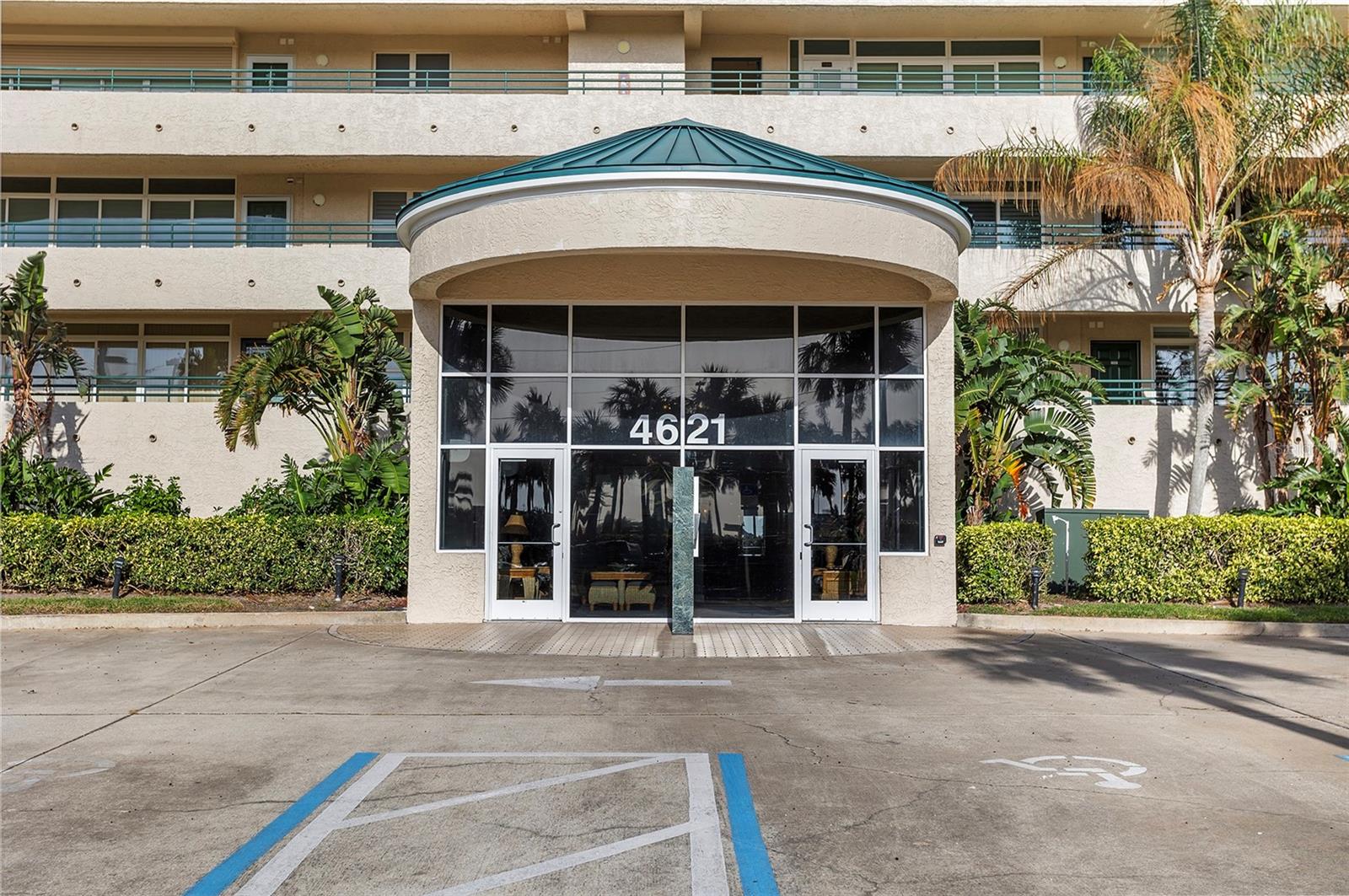 TOWERS EIGHT AND NINE CONDI PH1 - Residential