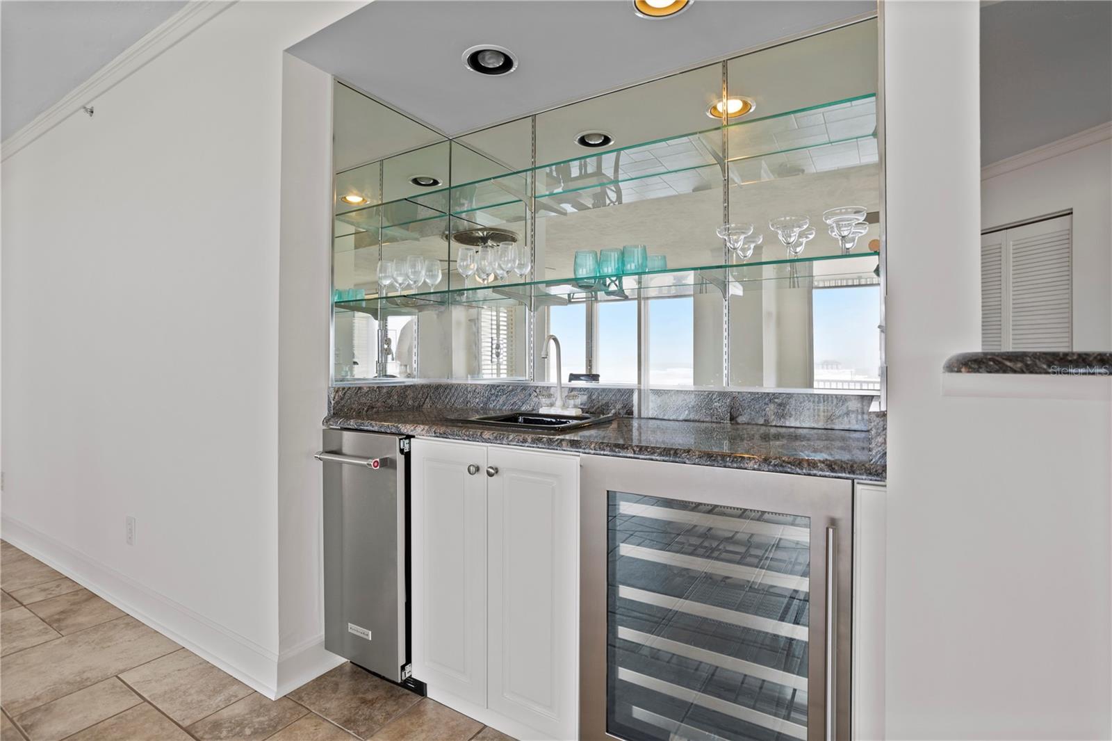 TOWERS EIGHT AND NINE CONDI PH1 - Residential
