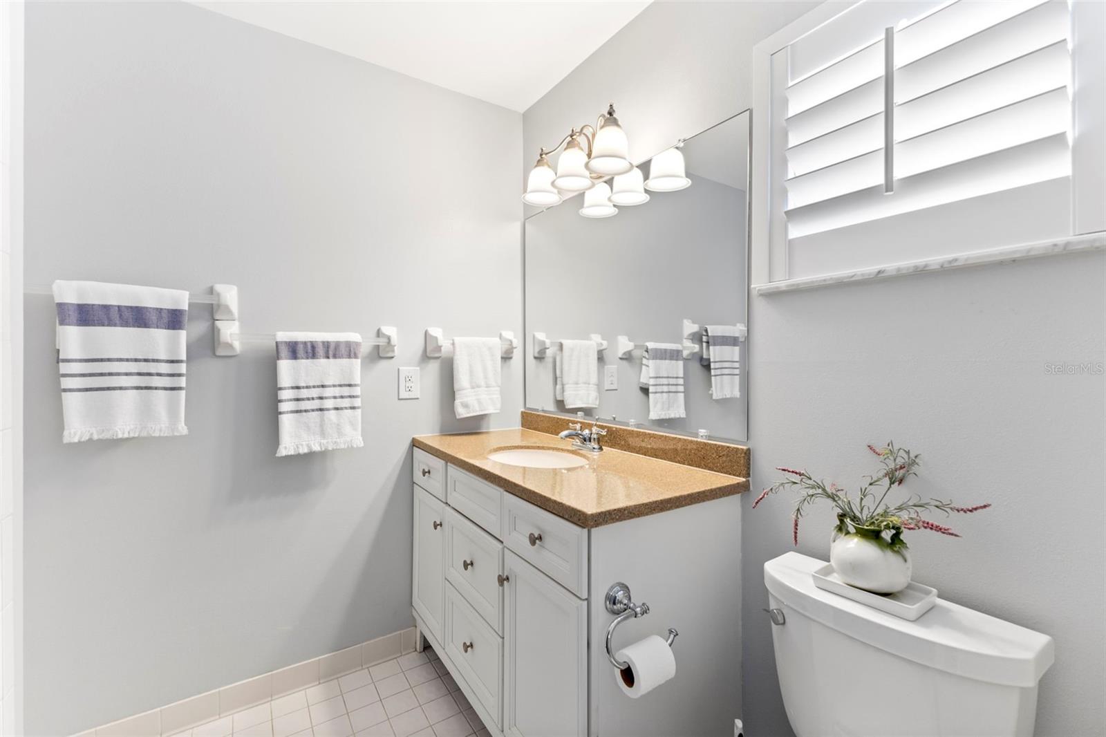 GLEN OAKS RIDGE VILLAS 1 - Residential