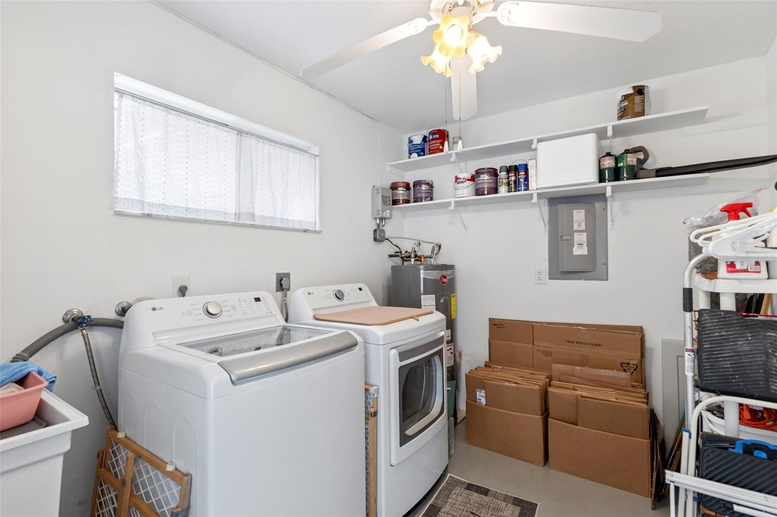 GLEN OAKS RIDGE VILLAS 1 - Residential