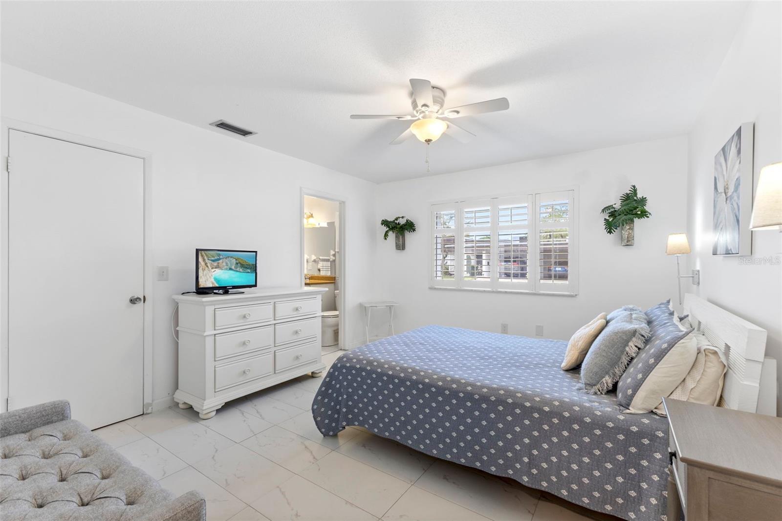 GLEN OAKS RIDGE VILLAS 1 - Residential