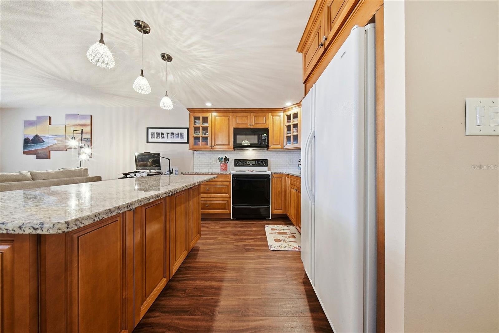 SEVILLE CONDO 8 - Residential