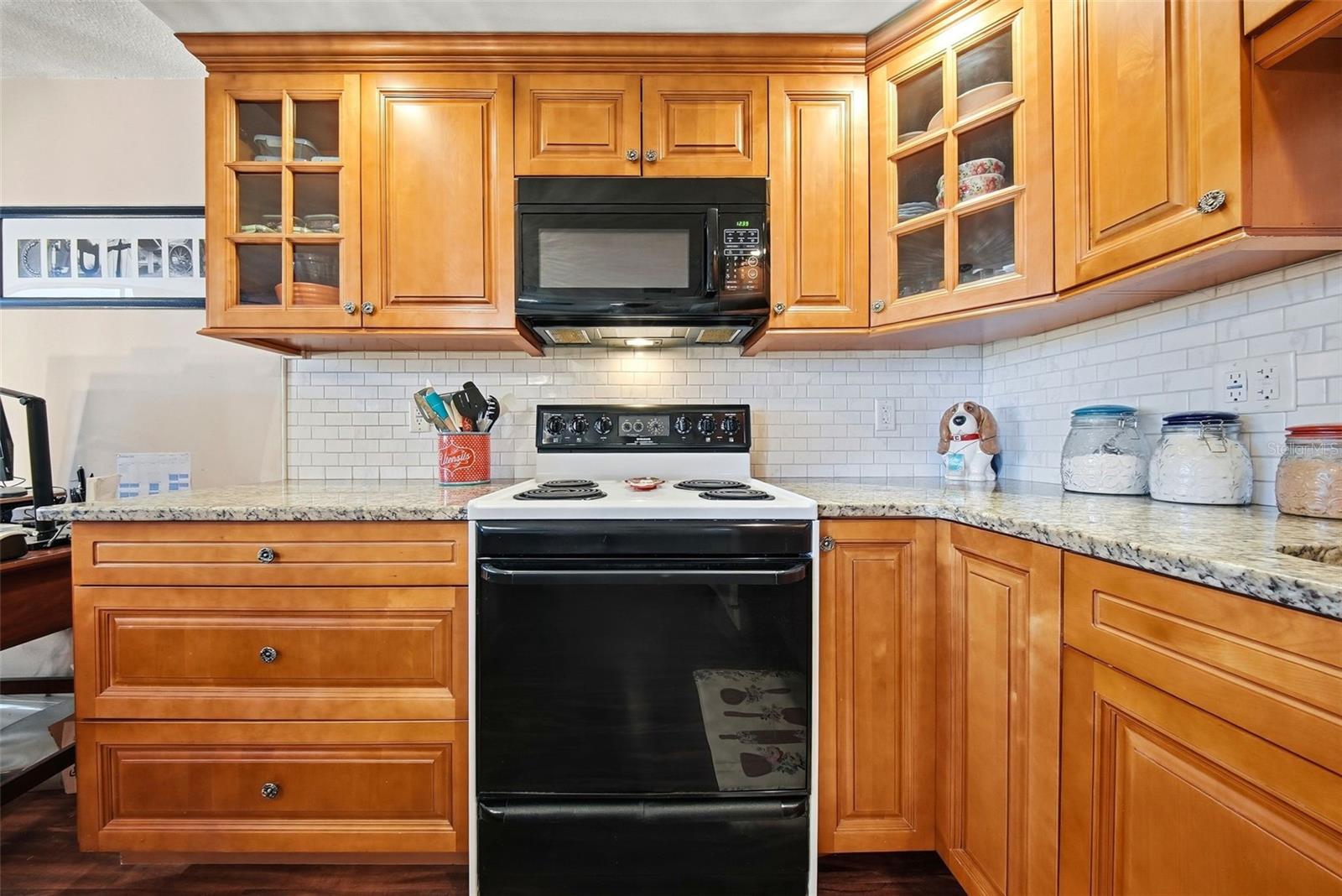 SEVILLE CONDO 8 - Residential