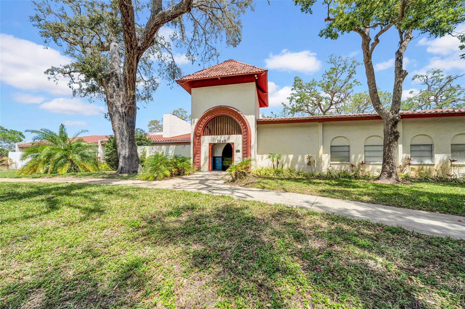 SEVILLE CONDO 8 - Residential