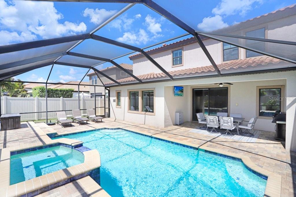 STARKEY RANCH VILLAGE - Residential