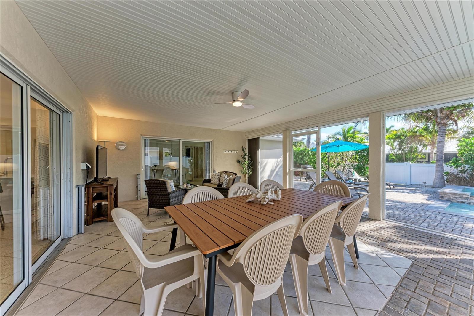 LAKE LA VISTA SUB, REP OF - Residential