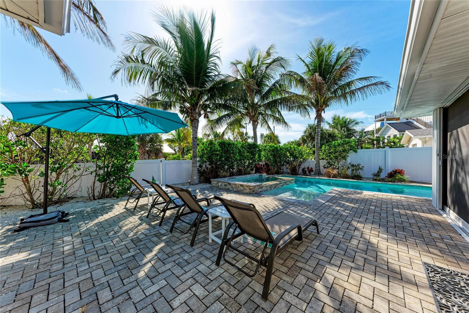 LAKE LA VISTA SUB, REP OF - Residential