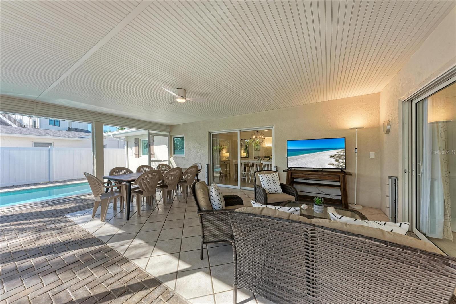 LAKE LA VISTA SUB, REP OF - Residential