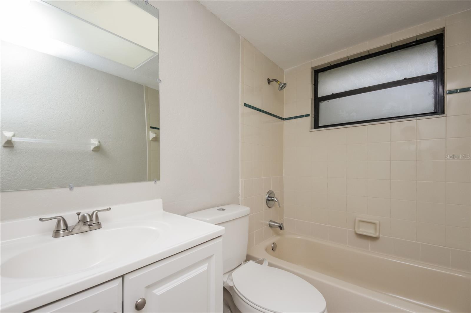 RICHMOND HEIGHTS - Residential Lease