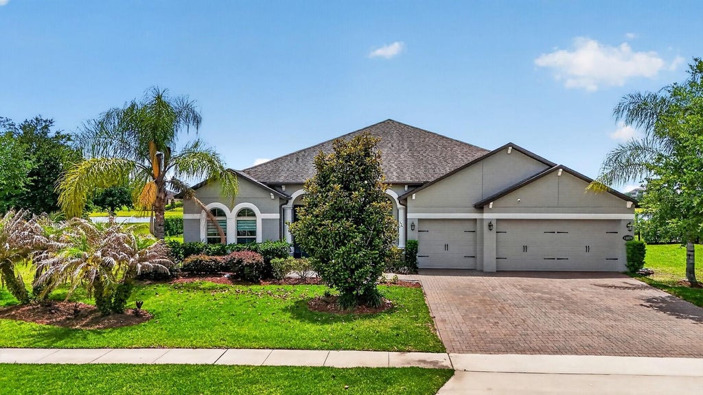 Photo of 17614 Sailfin Drive, Orlando, FL 32820 (MLS # O6448263)