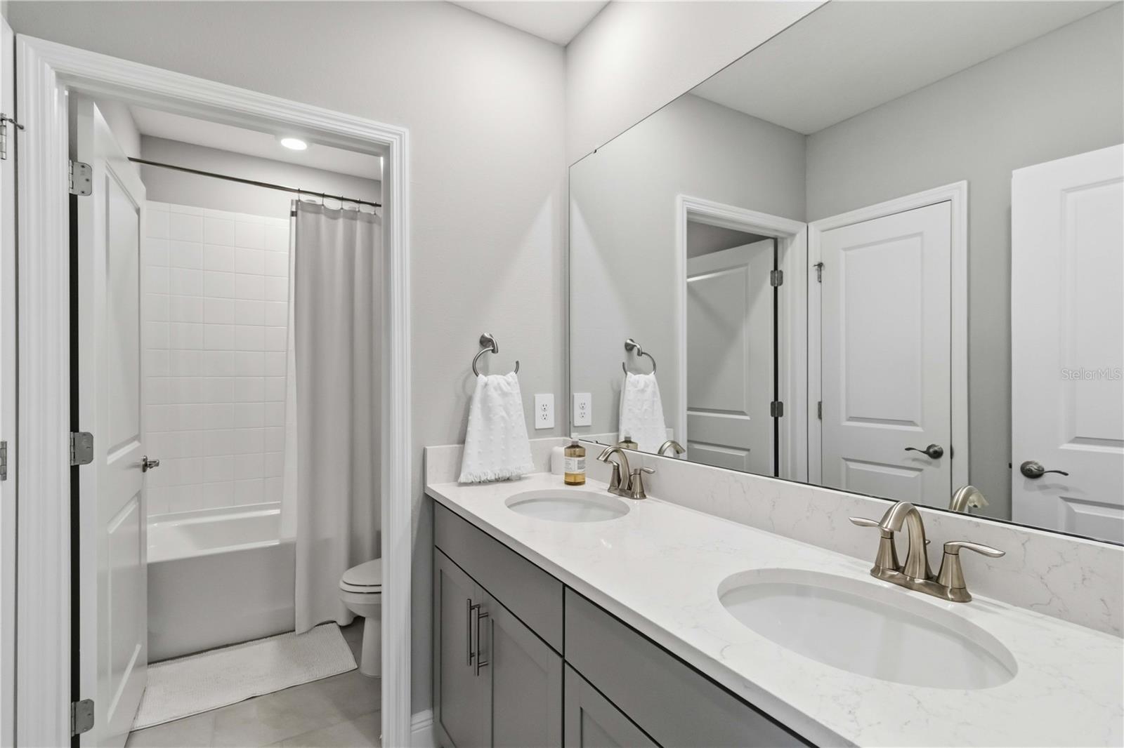 STAR FARMS PH I-IV - Residential