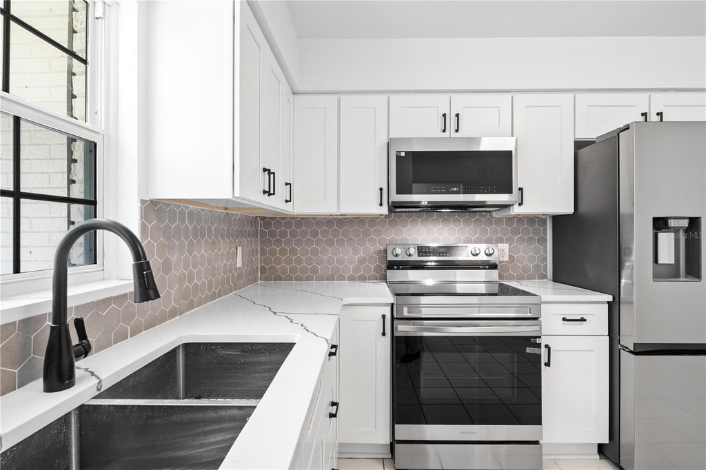 Photo of 776 Mockingbird Lane, Deland, FL 32720 (MLS # O6354289)