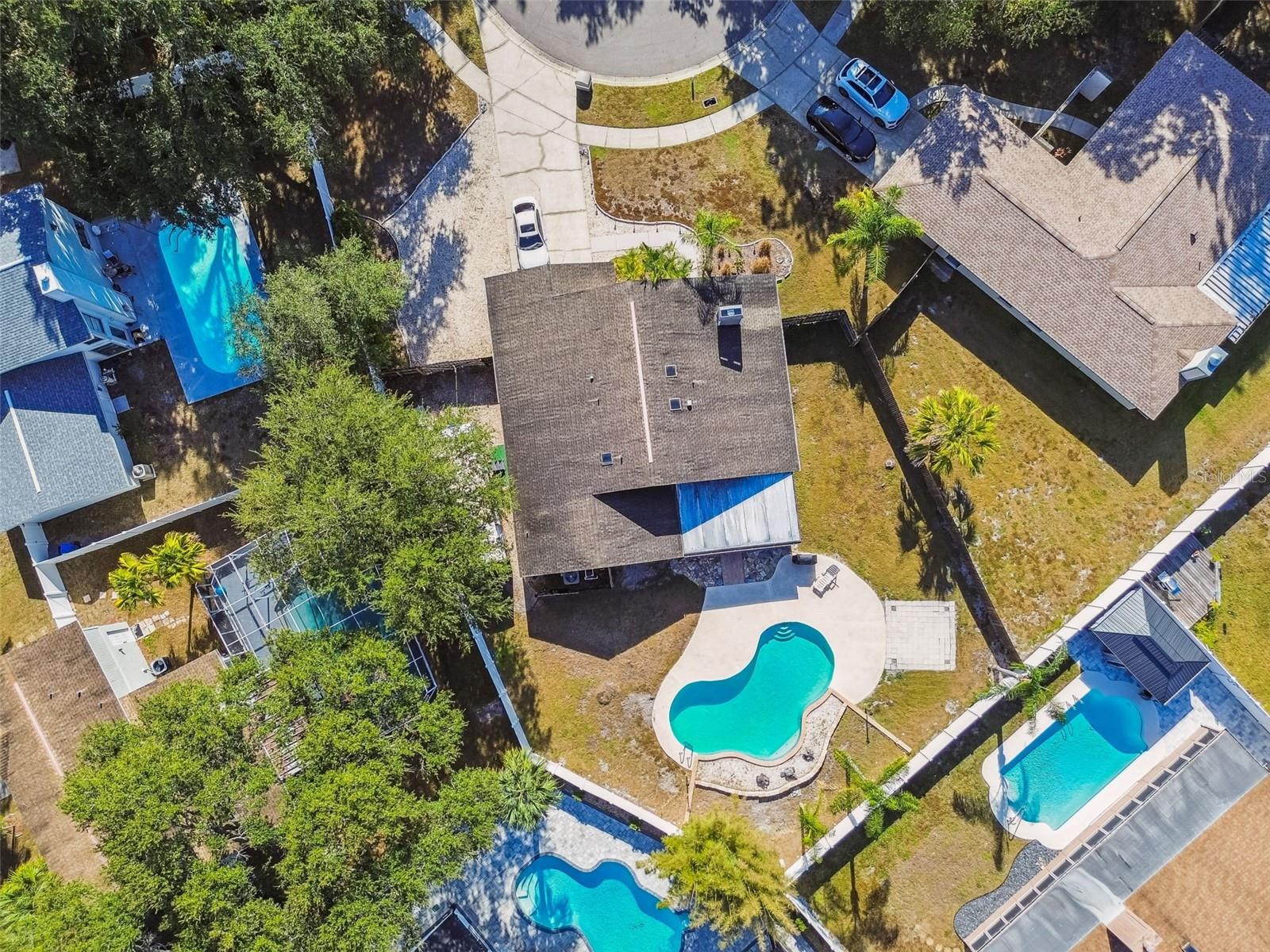 COUNTRY PLACE - Residential