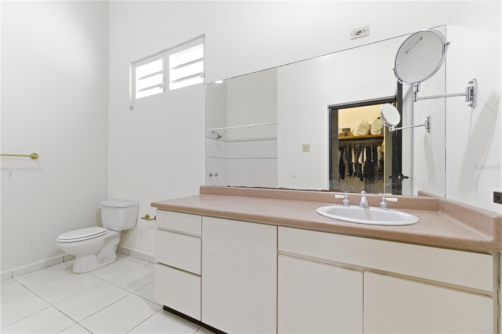 RÍO CAÑAS - Residential