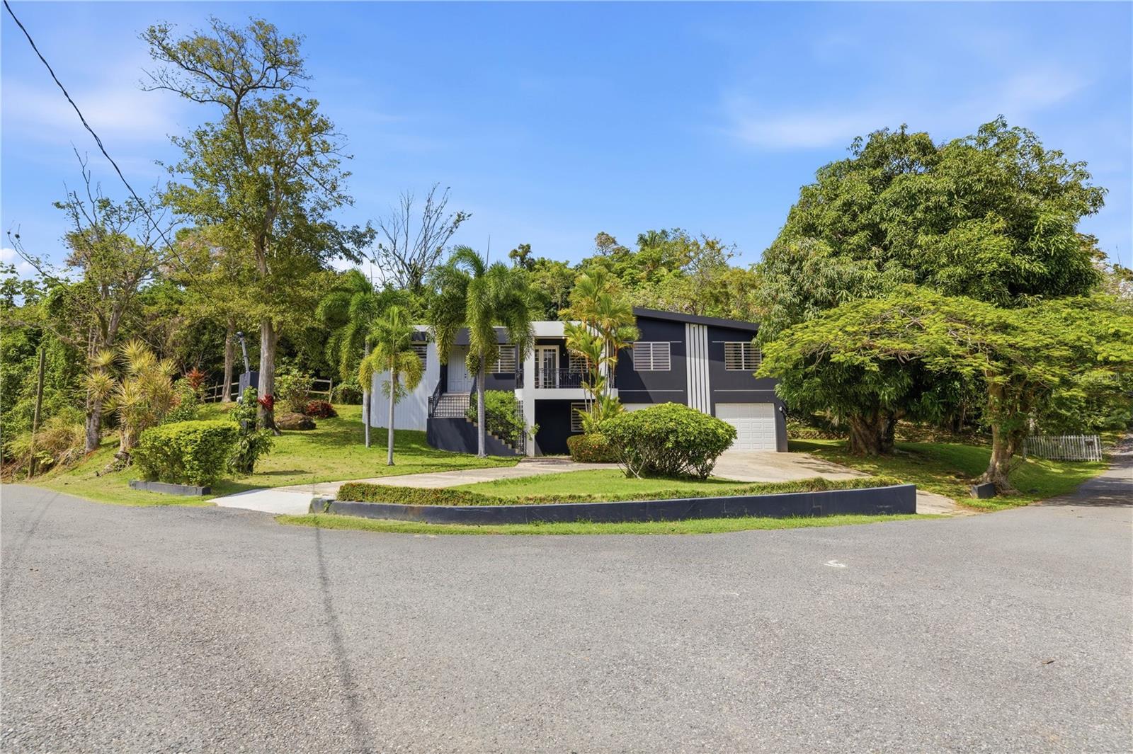 RÍO CAÑAS - Residential