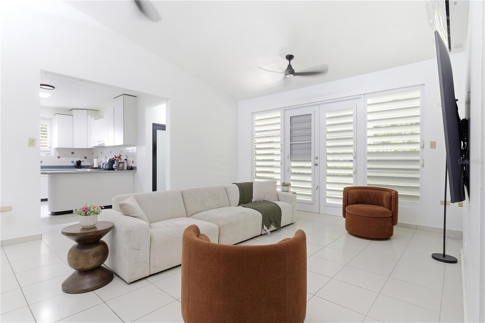 RÍO CAÑAS - Residential